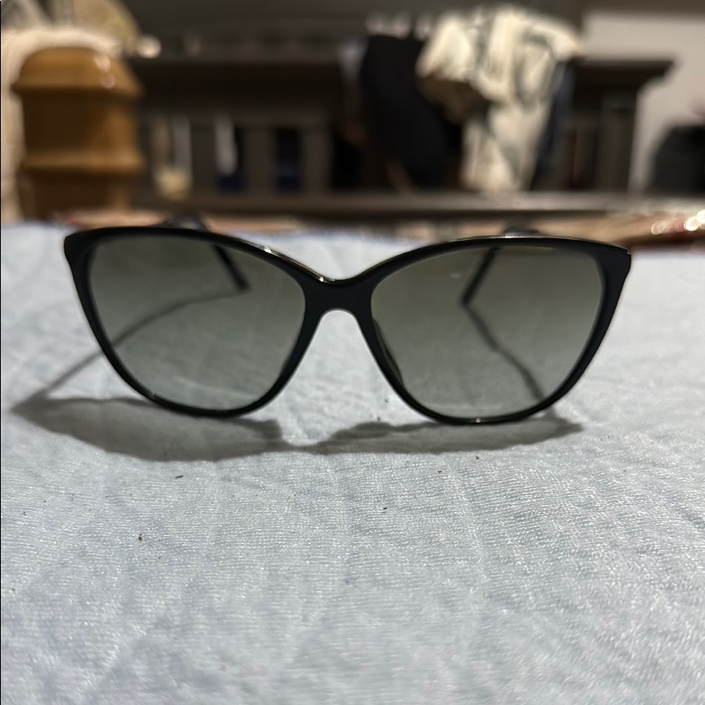 Classic Black Cat-Eye BURBERRY Sunglasses